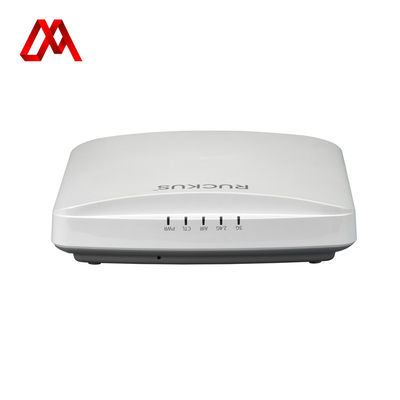 RUCKUS 901-R650-WW00 Wi-Fi الداخلي 6 (802.11ax) نقطة وصول Wi-Fi مع 2.5Gbps Backhaul و 6 التدفقات المكانية